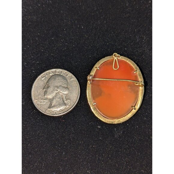 Antique Composite Cameo American made gold tone pin or pendant - Picture 5 of 7